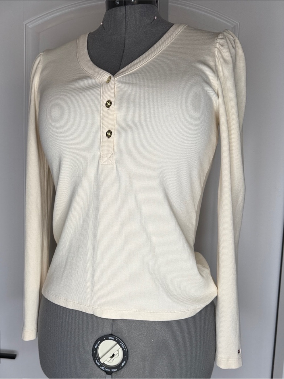 Tommy Hilfiger Medium Cream Long-Sleeve Henley Top